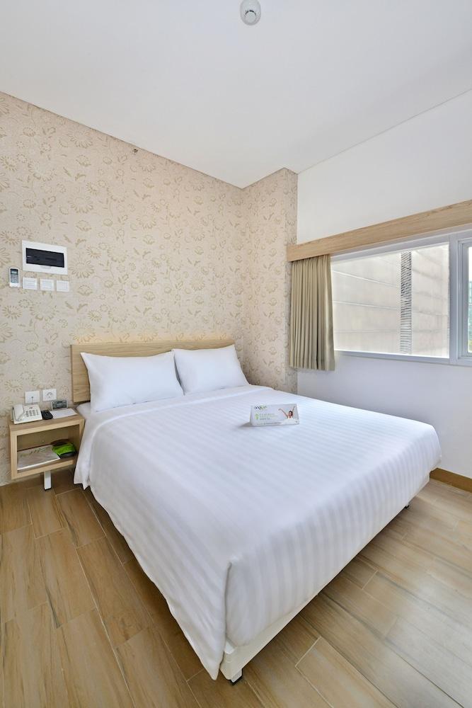Whiz Hotel Falatehan Cakarta Dış mekan fotoğraf